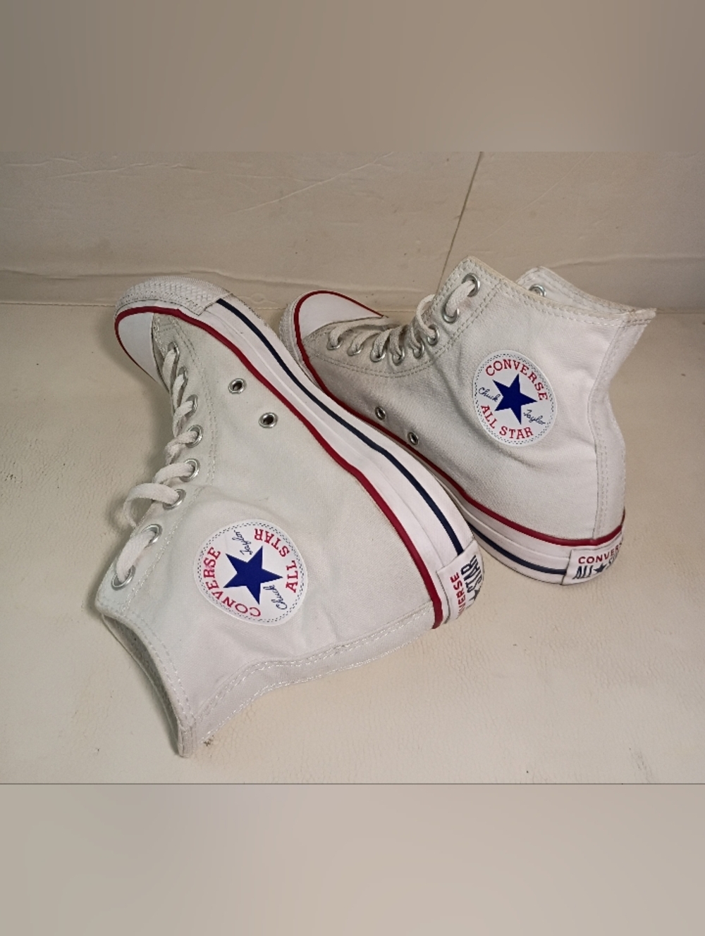 Converse Chuck Taylor All Star High Top Unisex Shoes M7/W9 White Sneakers M7650